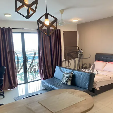 Warm Stay At Trefoil Setia Alam Exterior photo