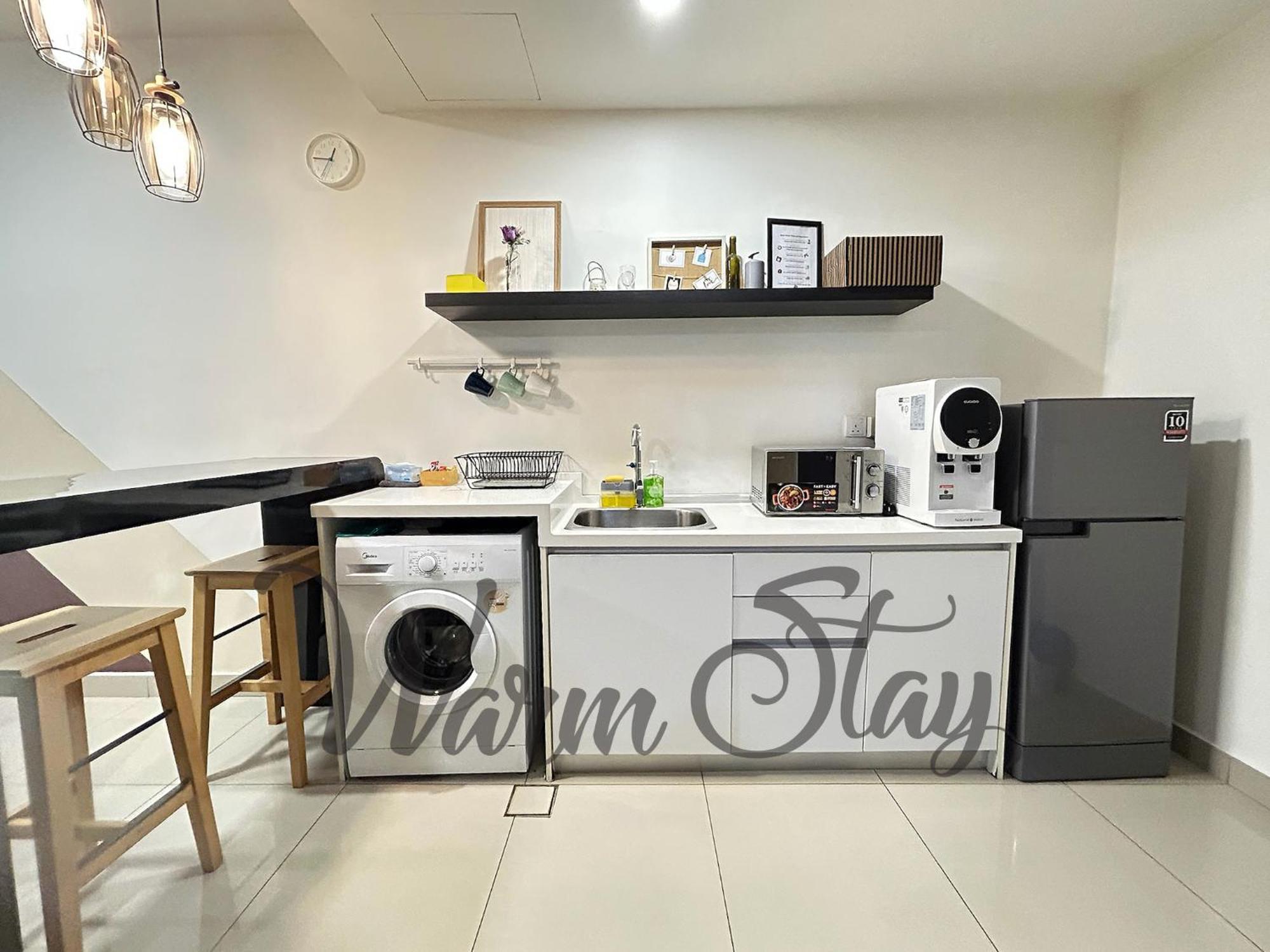 Apartment Warm At Trefoil Setia Alam