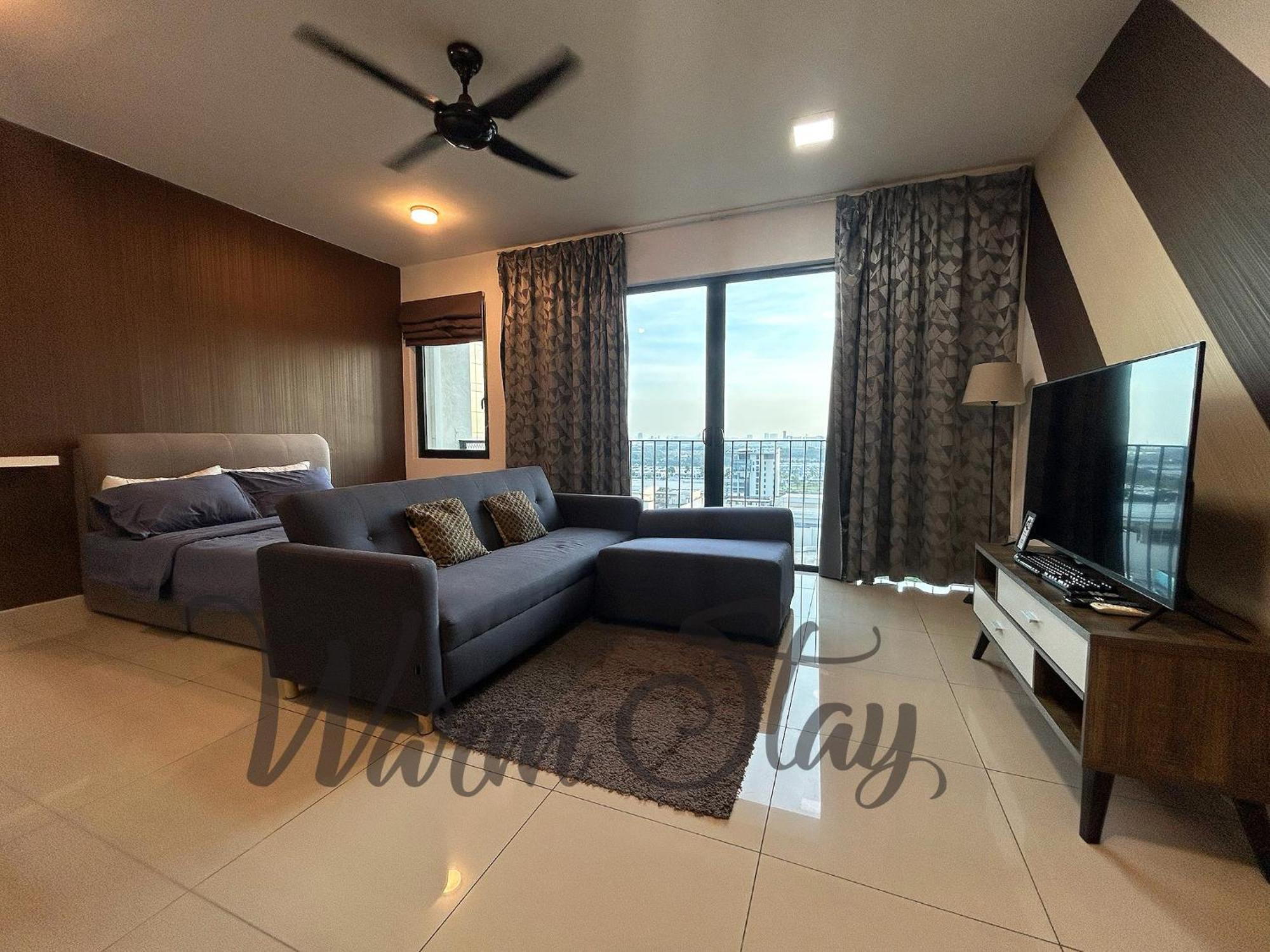 Warm At Trefoil Apartment